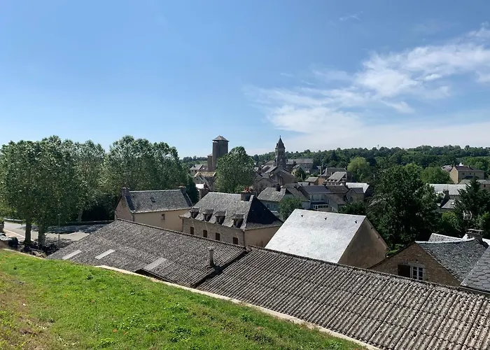 4 Etoiles - La Maison De Paul Semesterbostad Coussergues